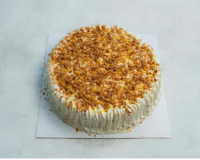 Cakes and desserts catering package